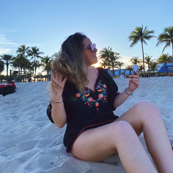 Meet your Posher, Nathalie - Picture 1 of 1